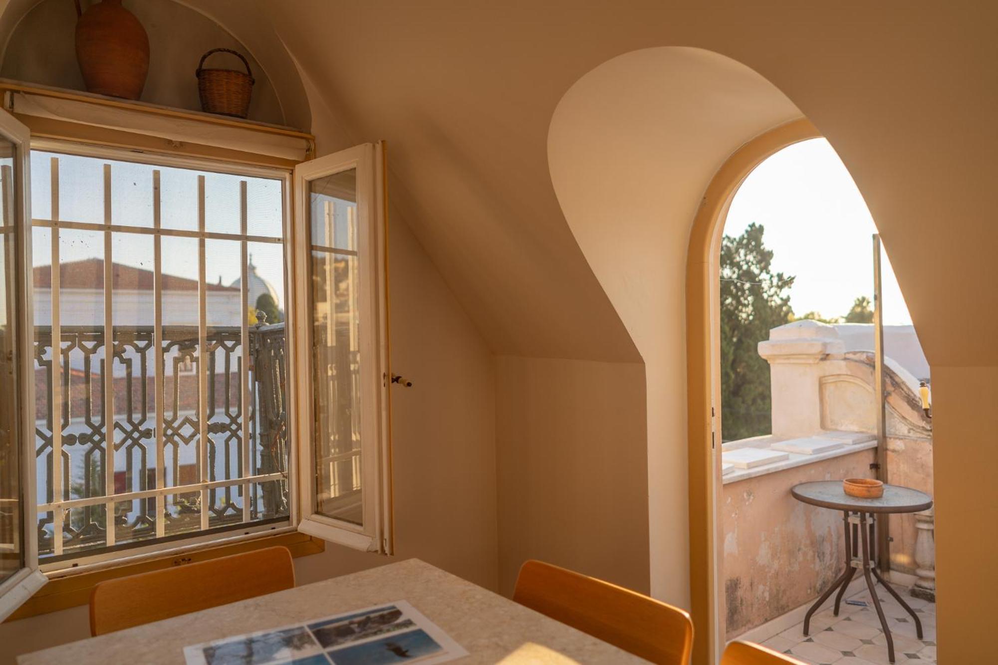 Neoclassical Mytilene - Vournazon 17 Dış mekan fotoğraf
